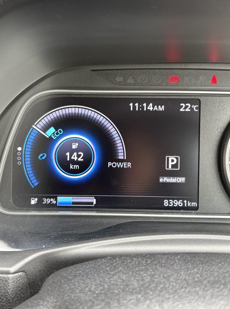 急速充電前の日産リーフe+のバッテリー残量39%